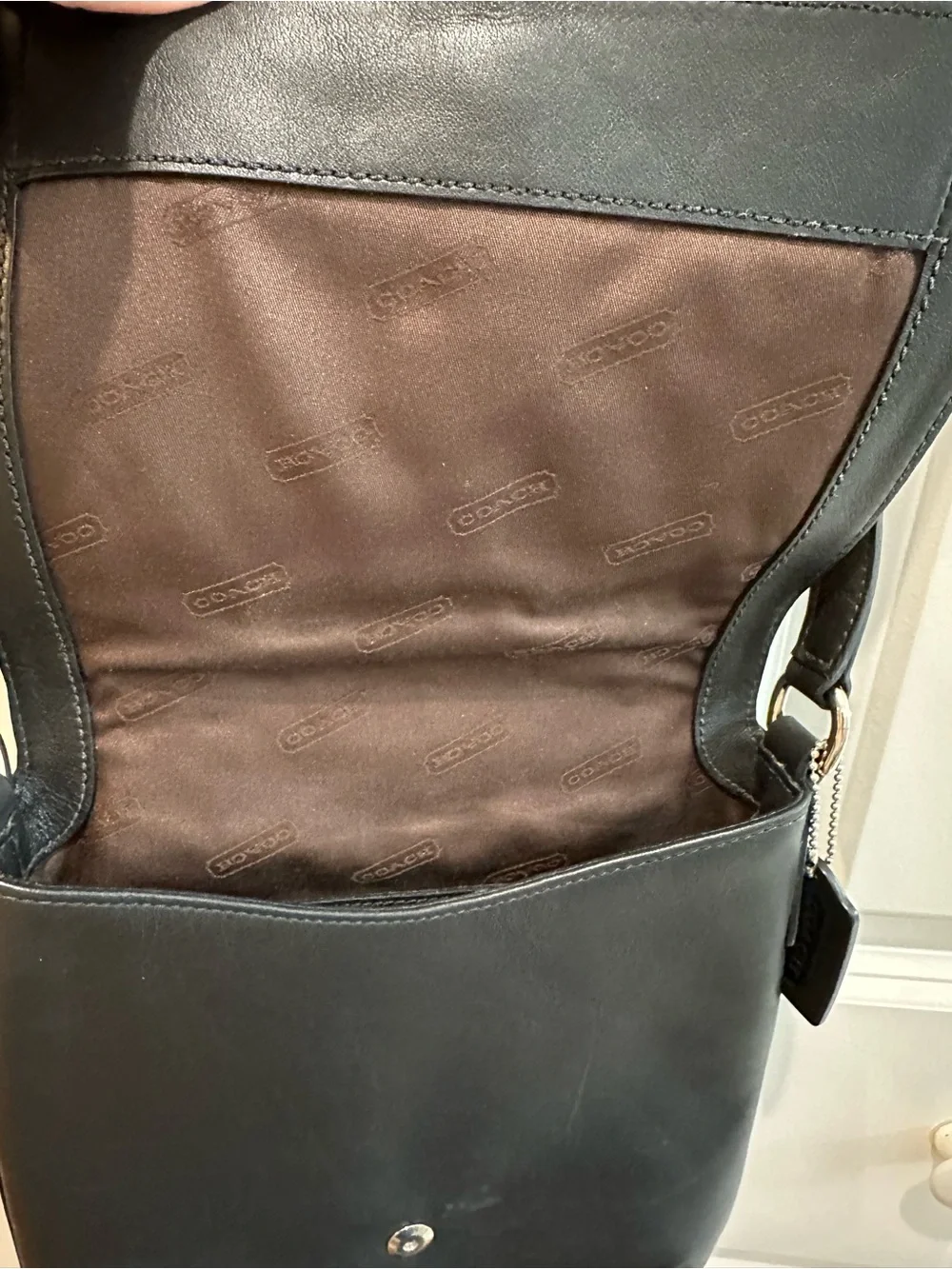 COACH Black Leather Messenger Bag with Front Buckle adjustable strap 9” x 10”
